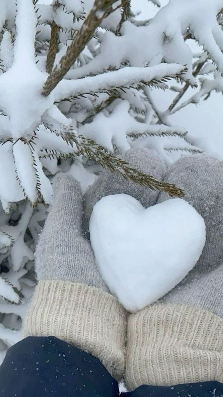 Snow heart